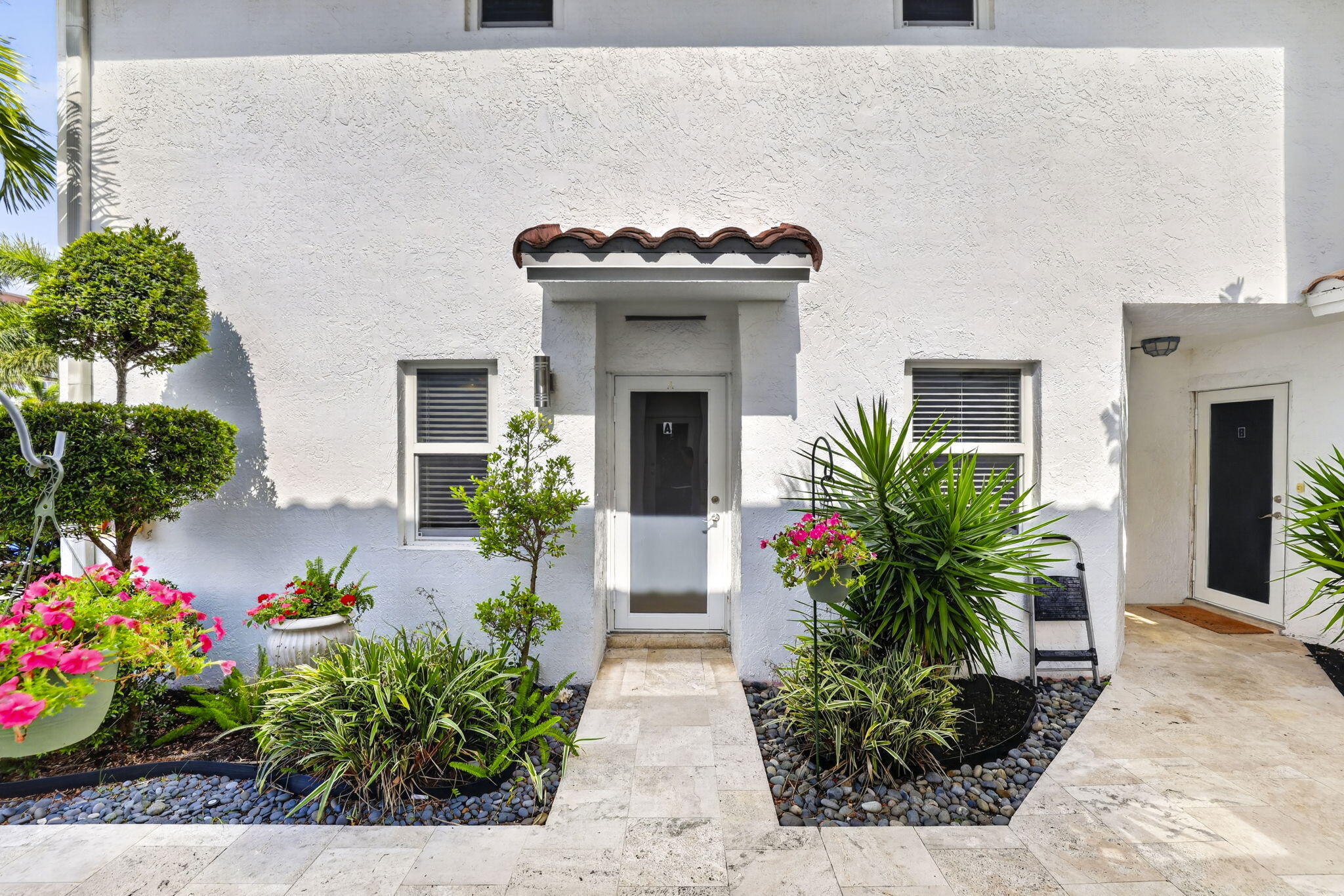 3221 NE 15th Street