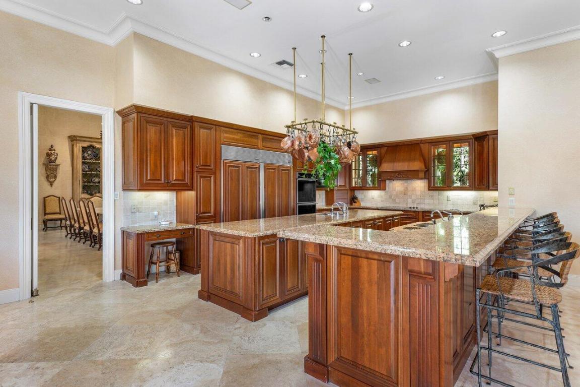 VINTAGE OAKS / POLO CLUB - Residential