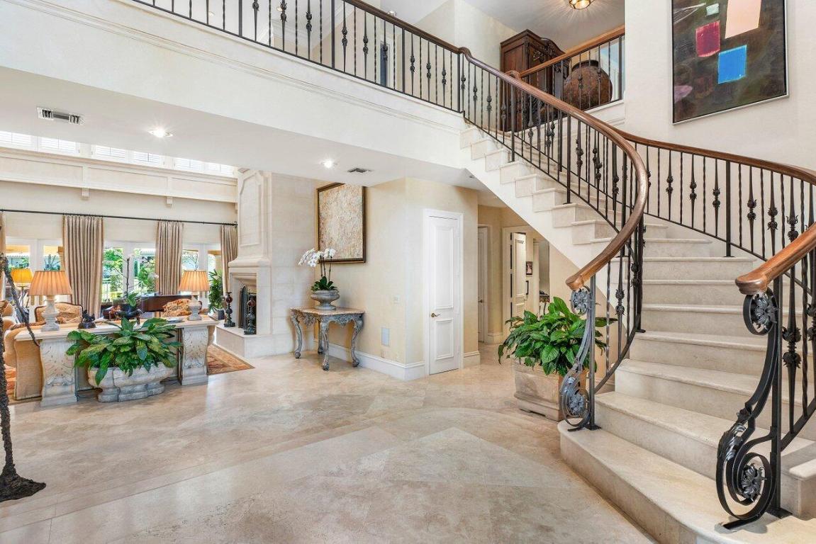 VINTAGE OAKS / POLO CLUB - Residential