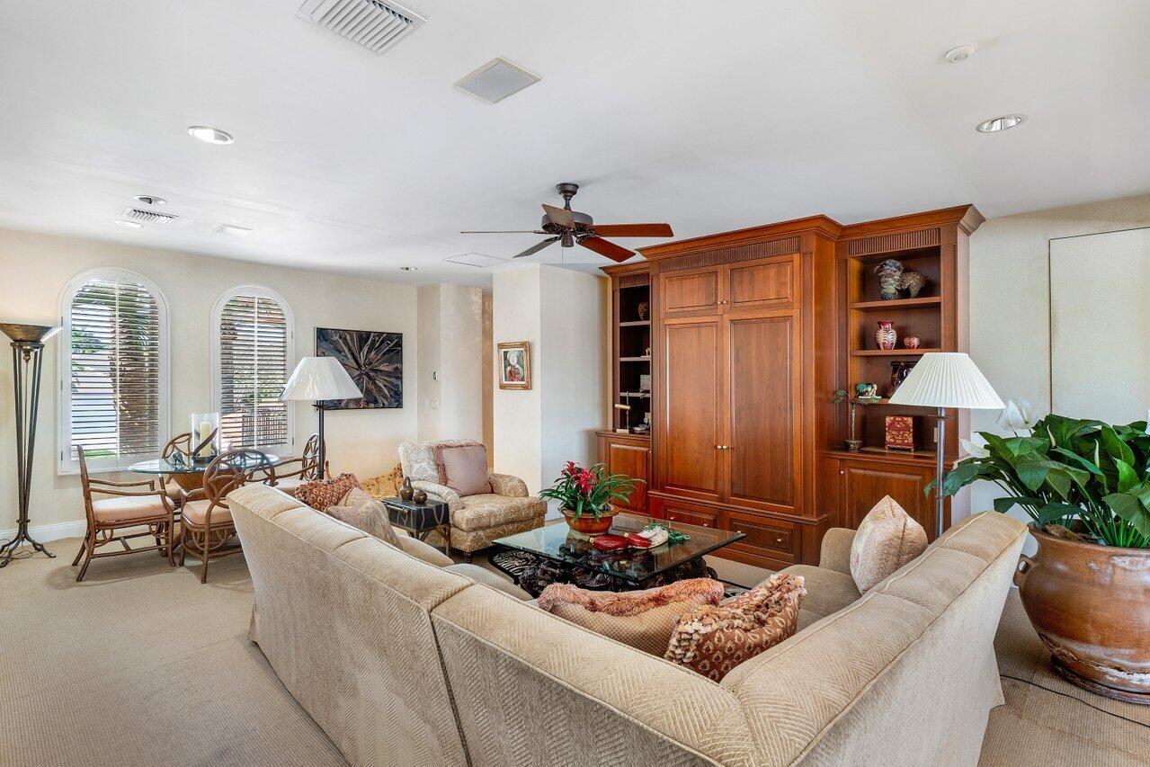 VINTAGE OAKS / POLO CLUB - Residential