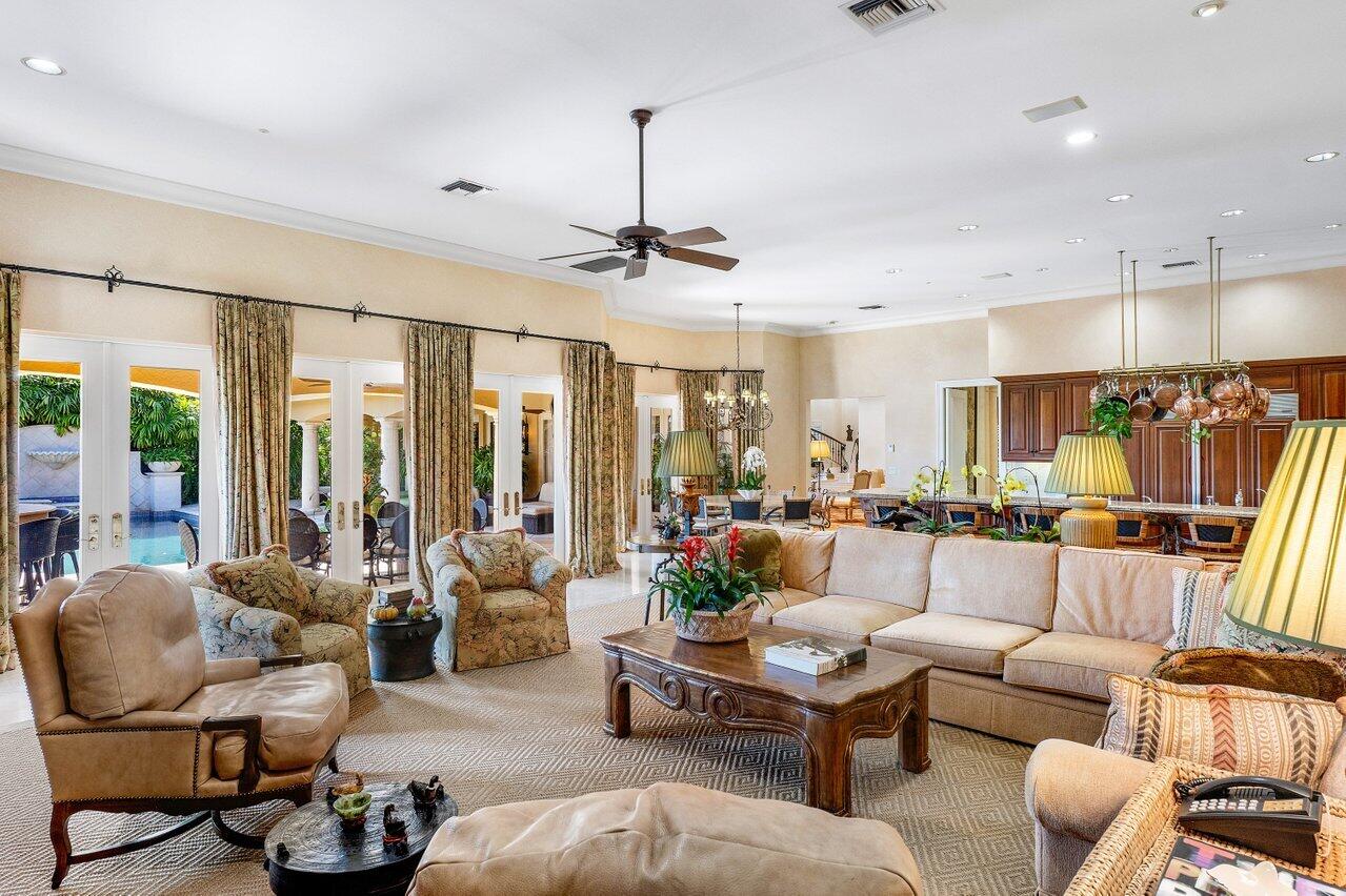 VINTAGE OAKS / POLO CLUB - Residential