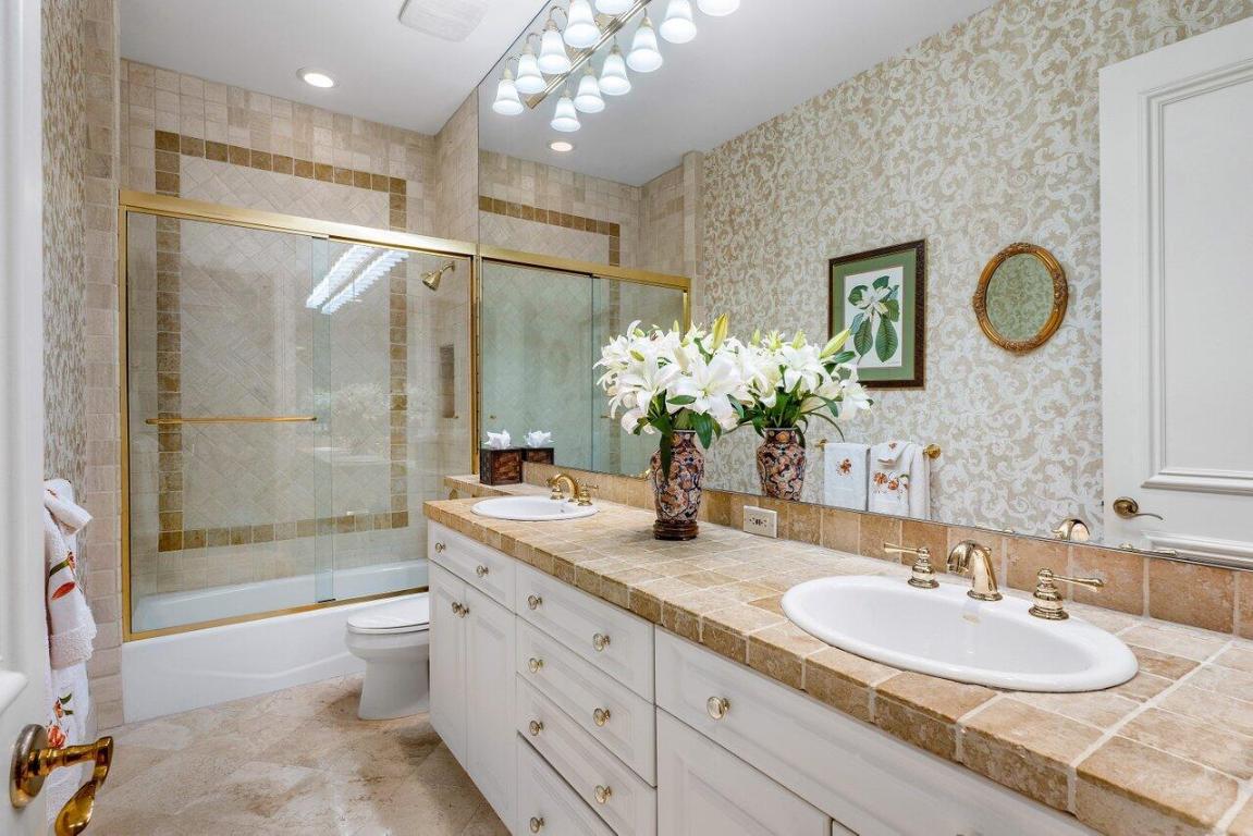 VINTAGE OAKS / POLO CLUB - Residential