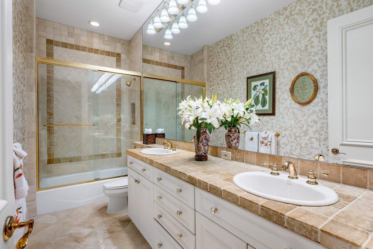 VINTAGE OAKS / POLO CLUB - Residential