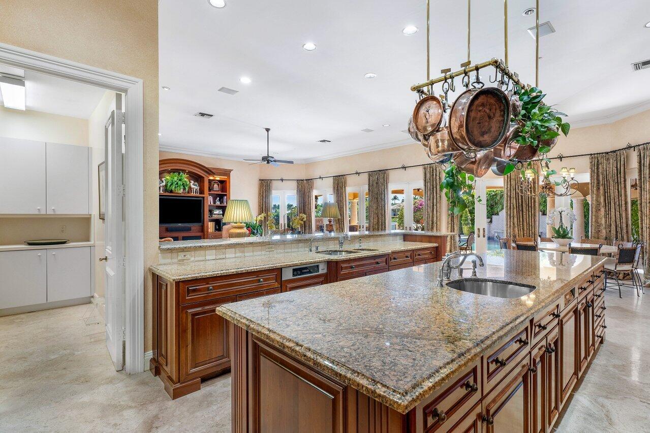 VINTAGE OAKS / POLO CLUB - Residential