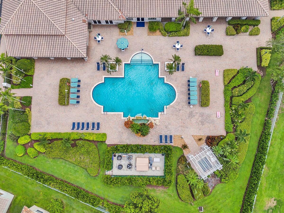 LAKERIDGE FALLS - Residential