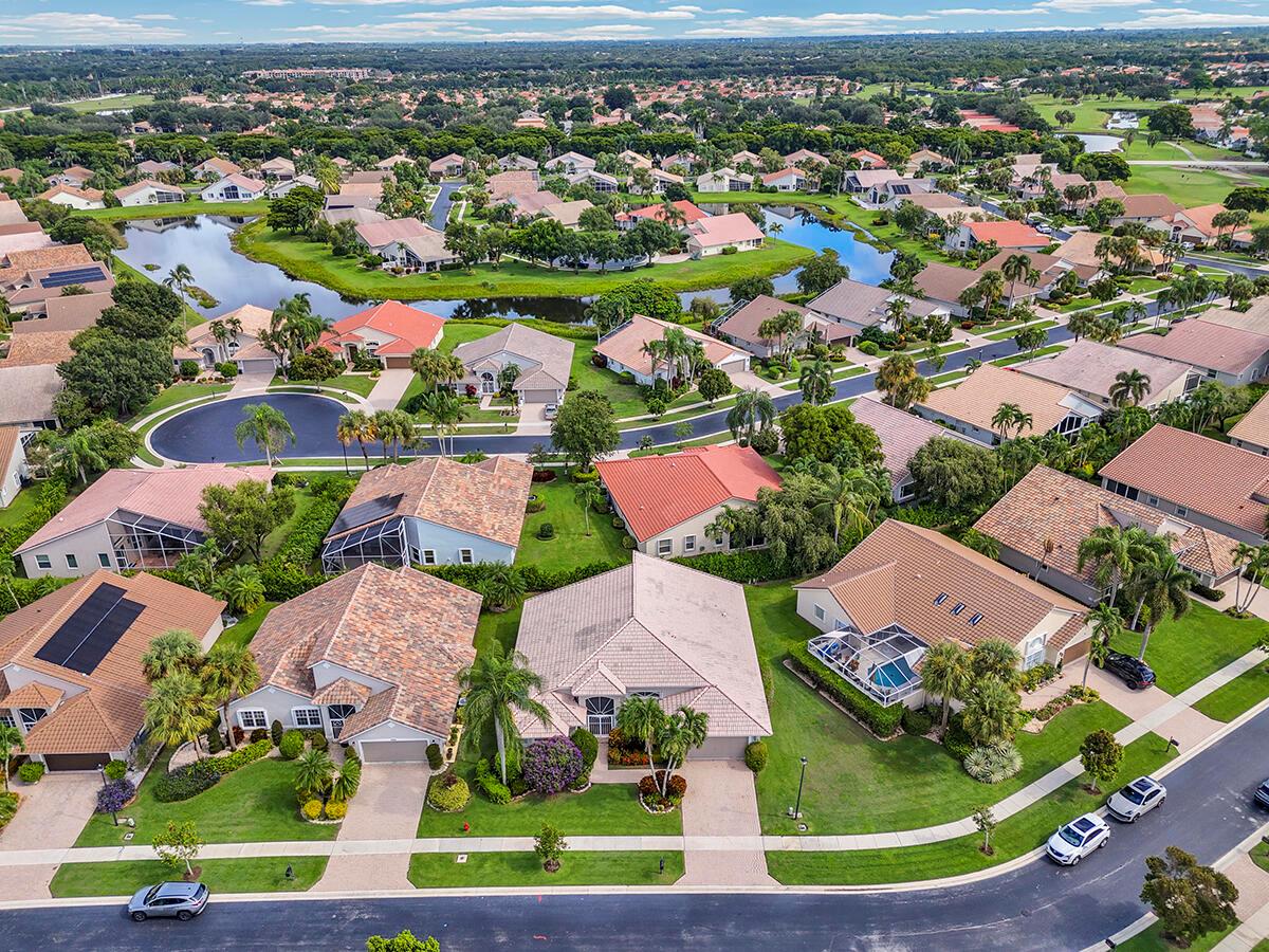 LAKERIDGE FALLS - Residential