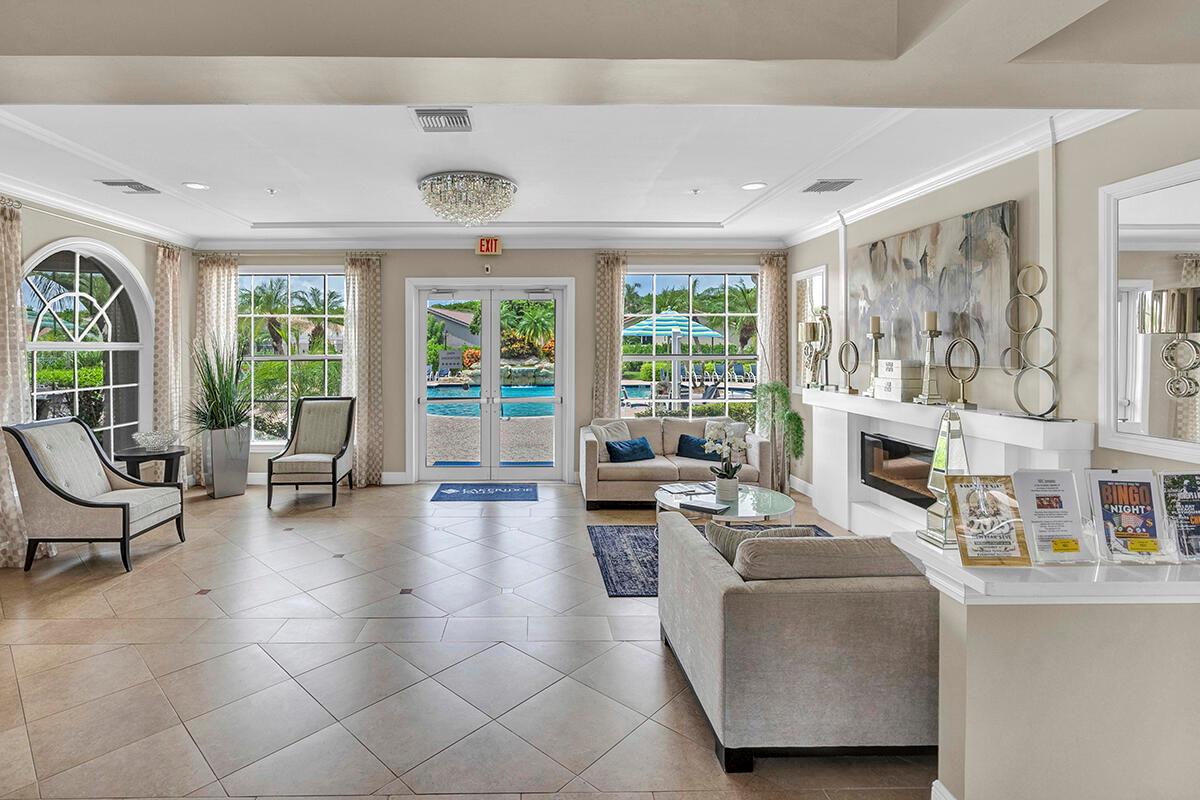 LAKERIDGE FALLS - Residential