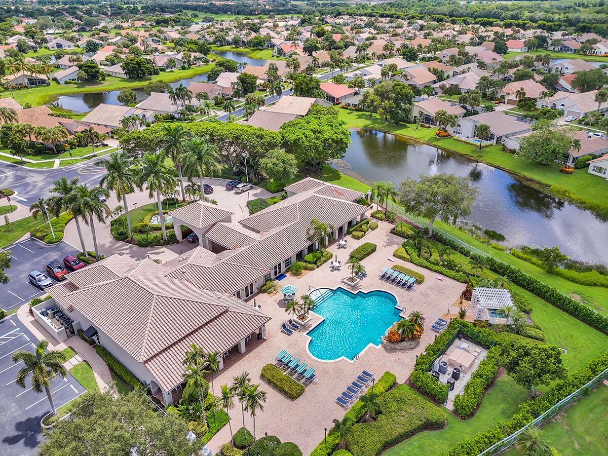 LAKERIDGE FALLS - Residential