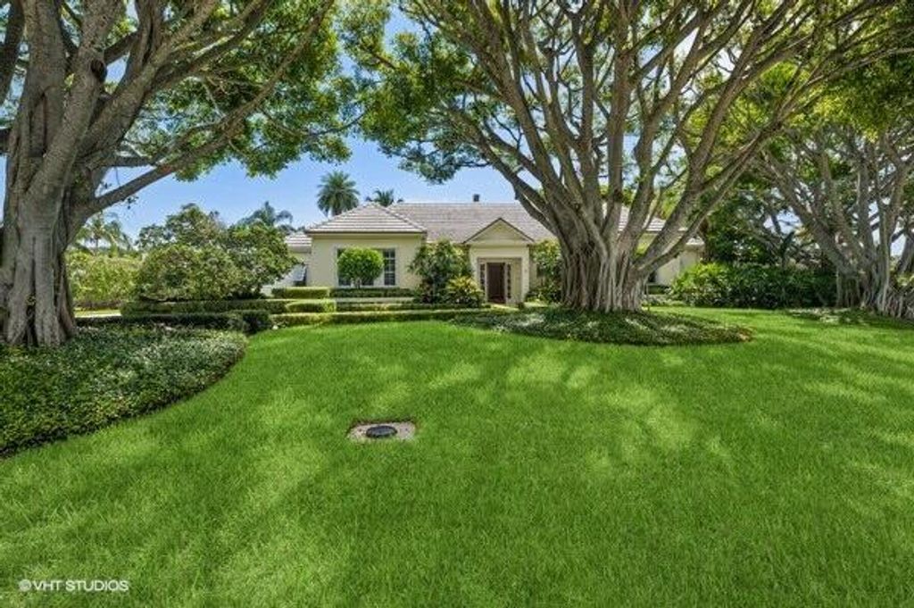 Photo of 11248 Old Harbour Road, North Palm Beach, FL 33408 (MLS # R10907702)