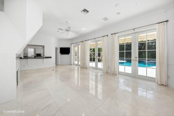 OLD PORT VILLAGE 1 A - Residential