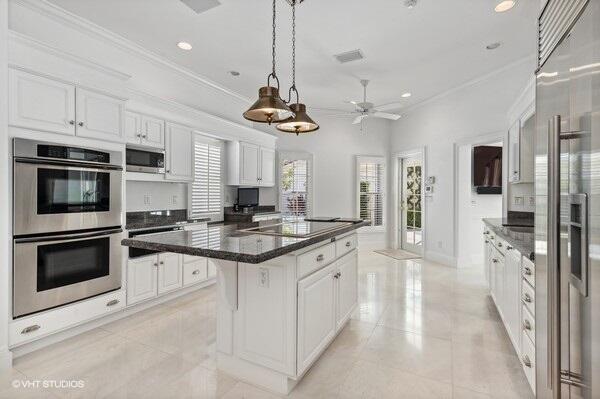 OLD PORT VILLAGE 1 A - Residential