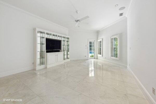 OLD PORT VILLAGE 1 A - Residential