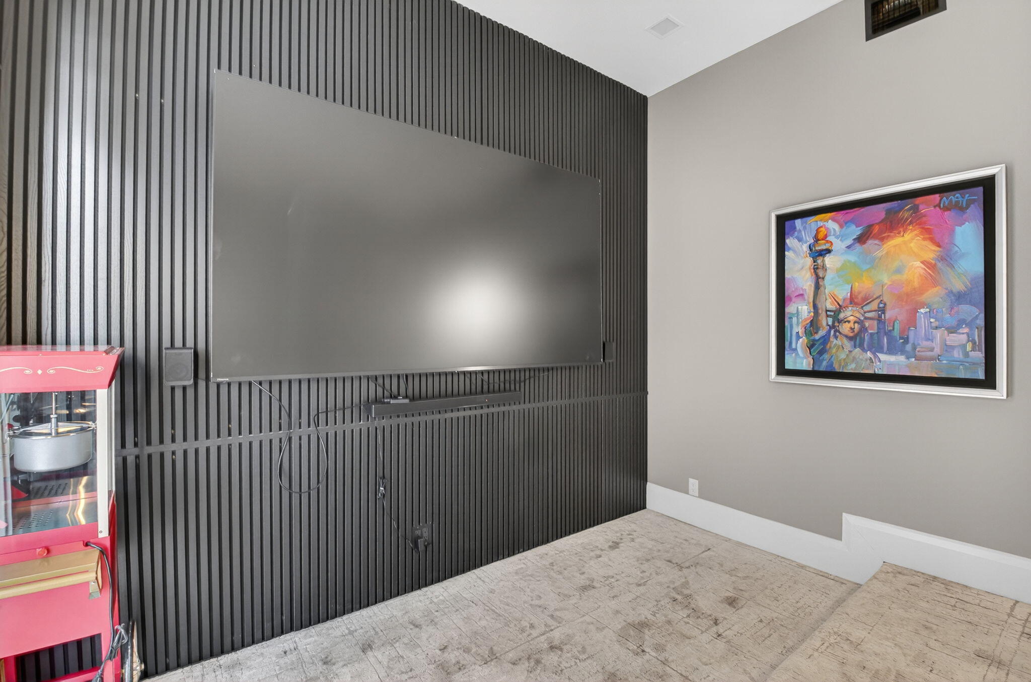 WOODFIELD COUNTRY CLUB - Residential