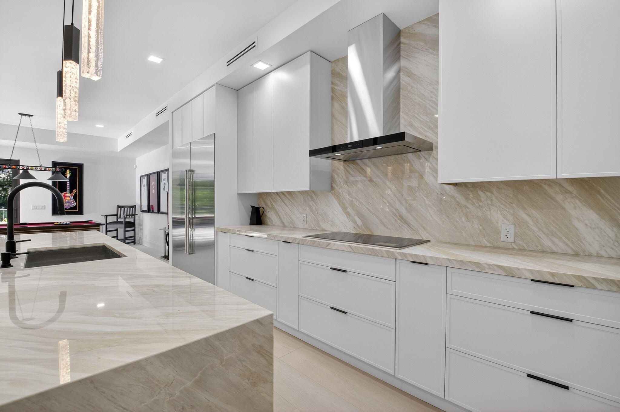 WOODFIELD COUNTRY CLUB - Residential