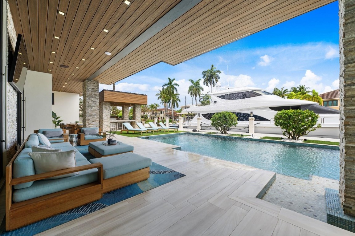 Gould Island 15-62 B - Residential