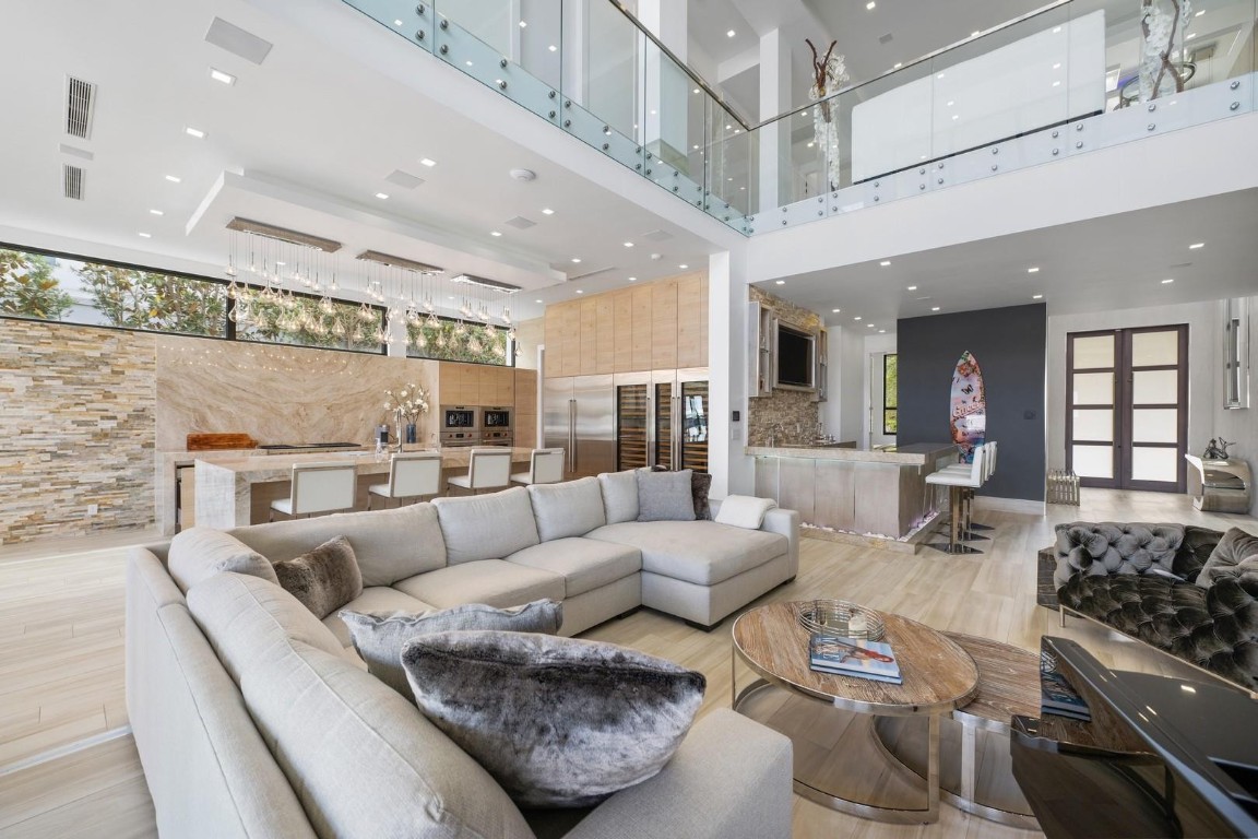 Gould Island 15-62 B - Residential