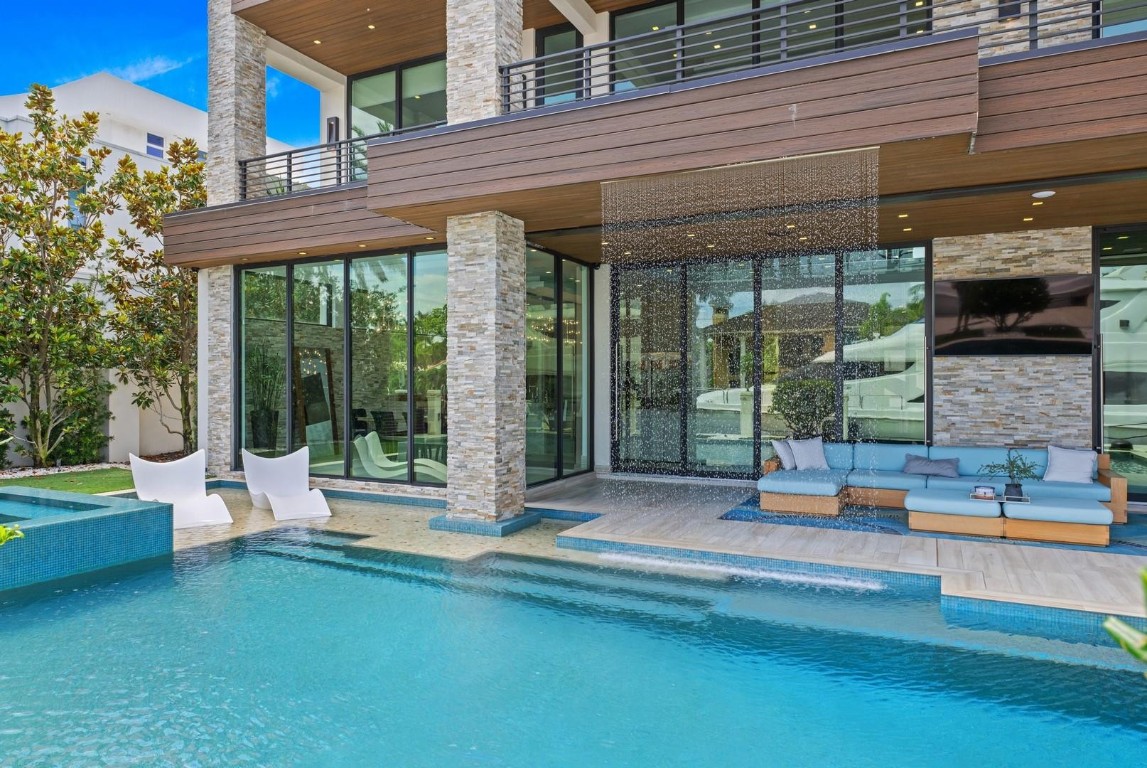 Gould Island 15-62 B - Residential