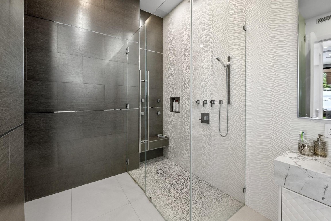 Gould Island 15-62 B - Residential