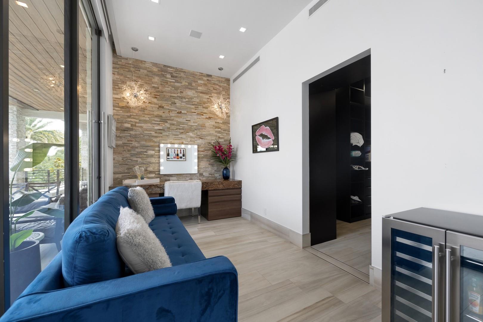 Gould Island 15-62 B - Residential