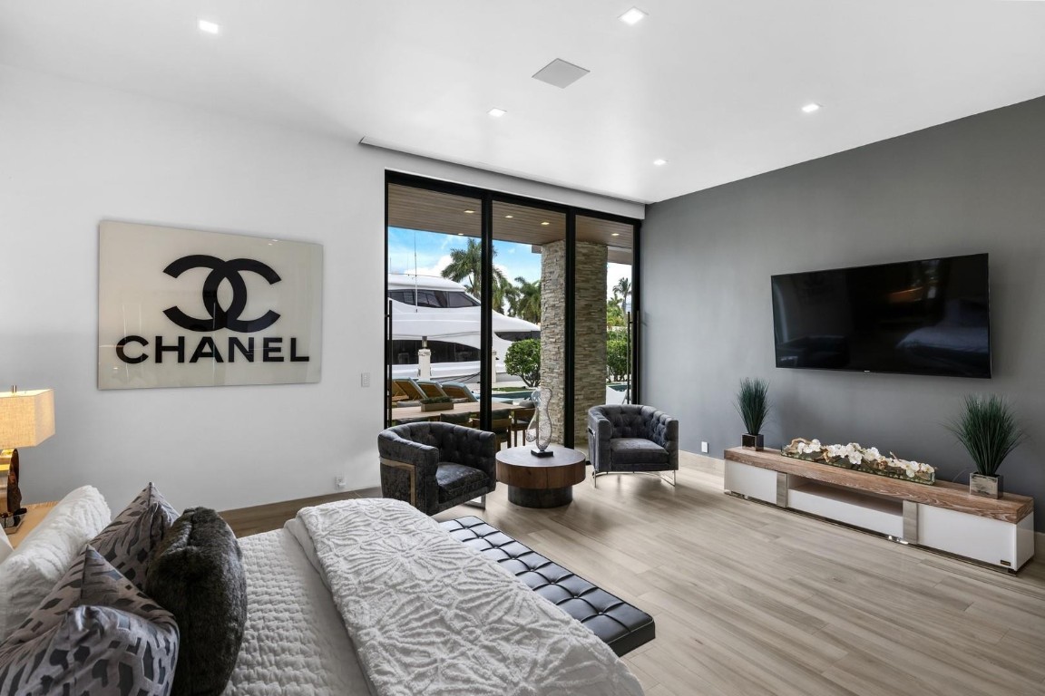 Gould Island 15-62 B - Residential