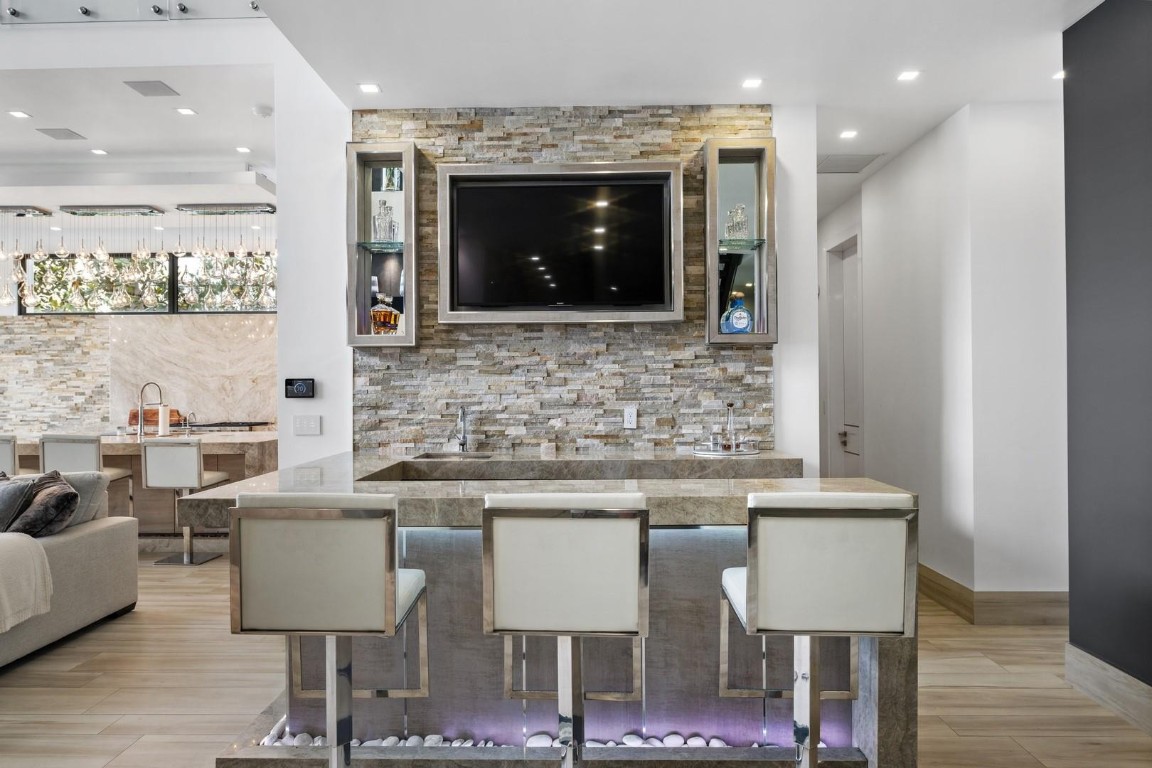 Gould Island 15-62 B - Residential