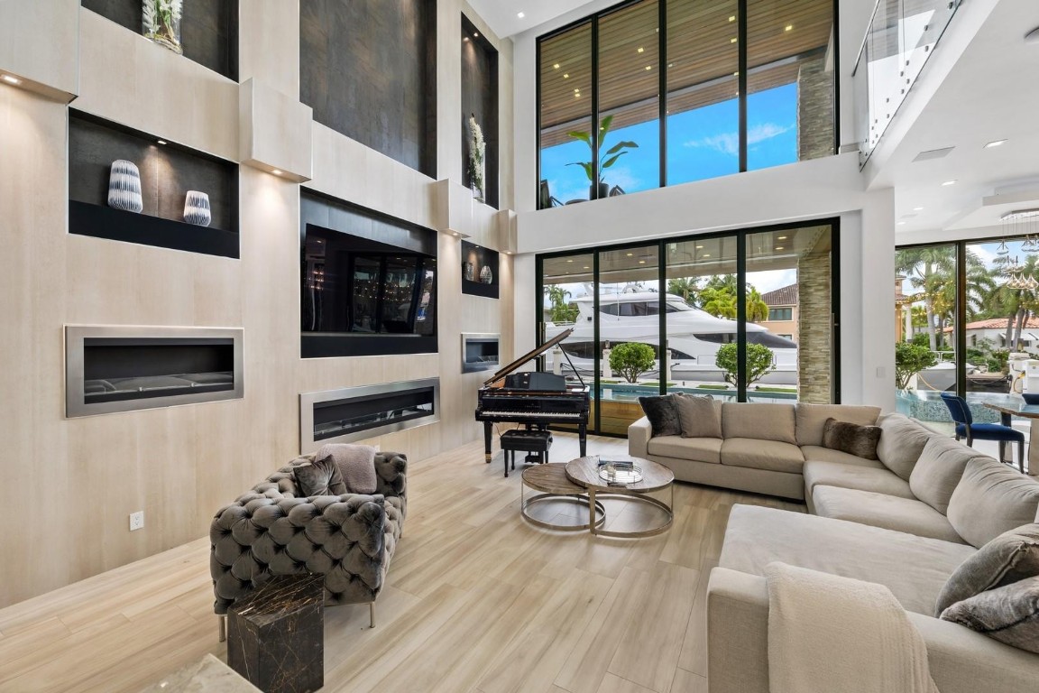 Gould Island 15-62 B - Residential