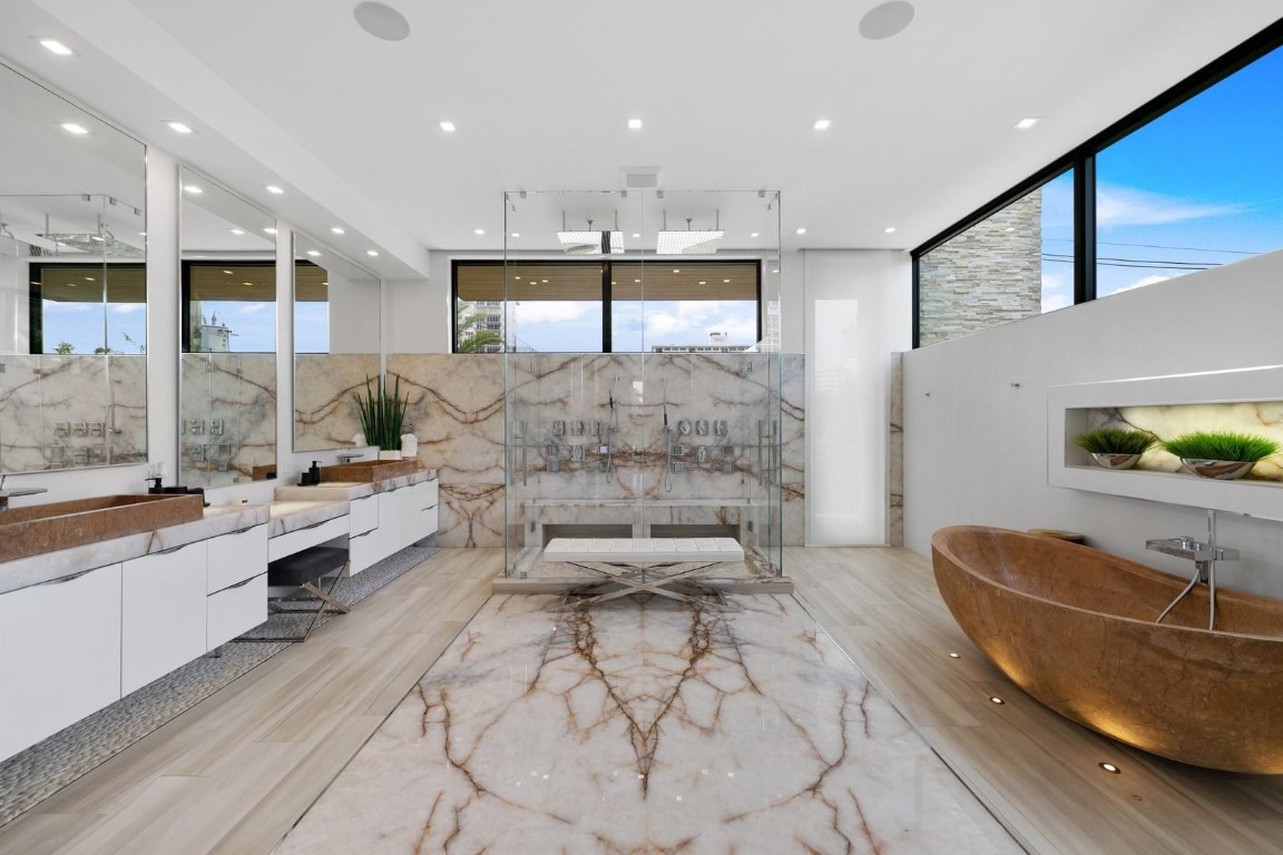 Gould Island 15-62 B - Residential