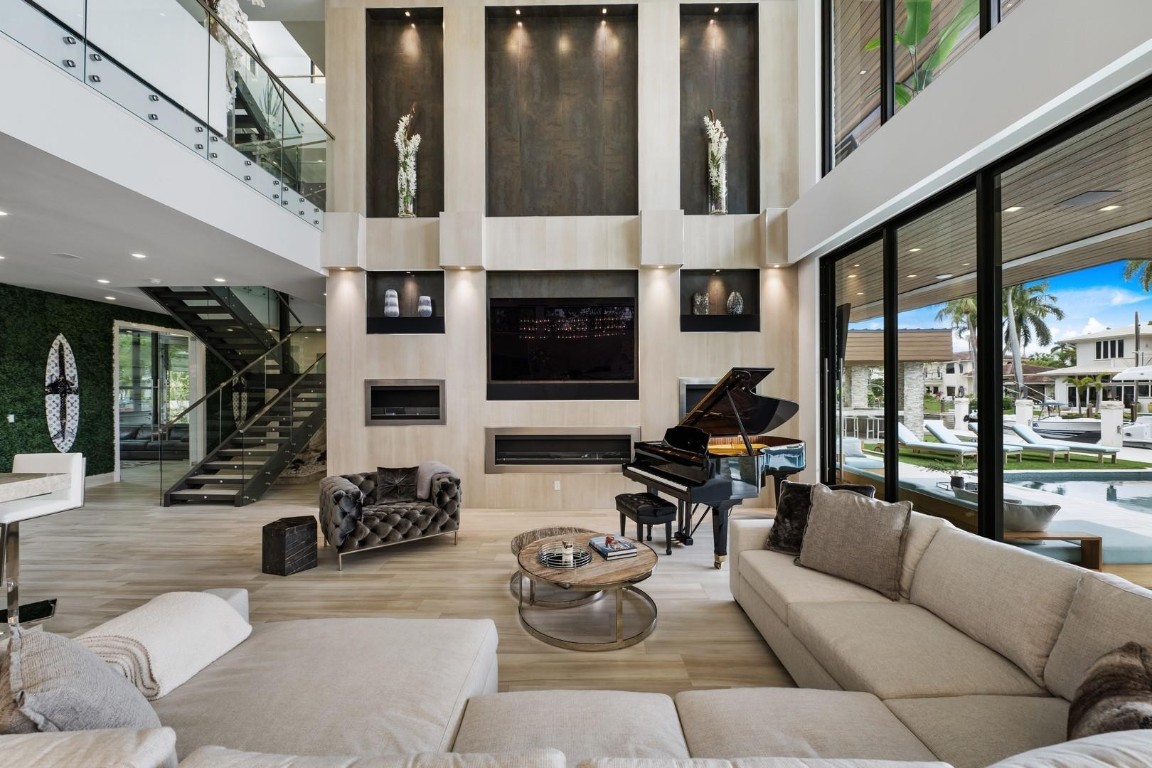 Gould Island 15-62 B - Residential