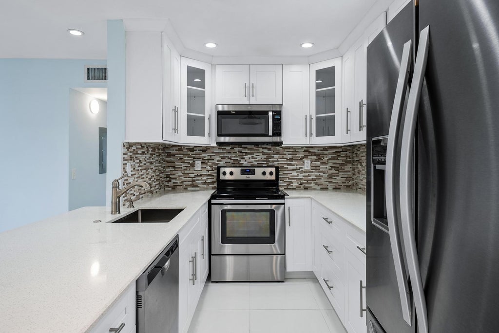 Photo of 507 CAPRI K, Delray Beach, FL 33484 (MLS # B26079836)