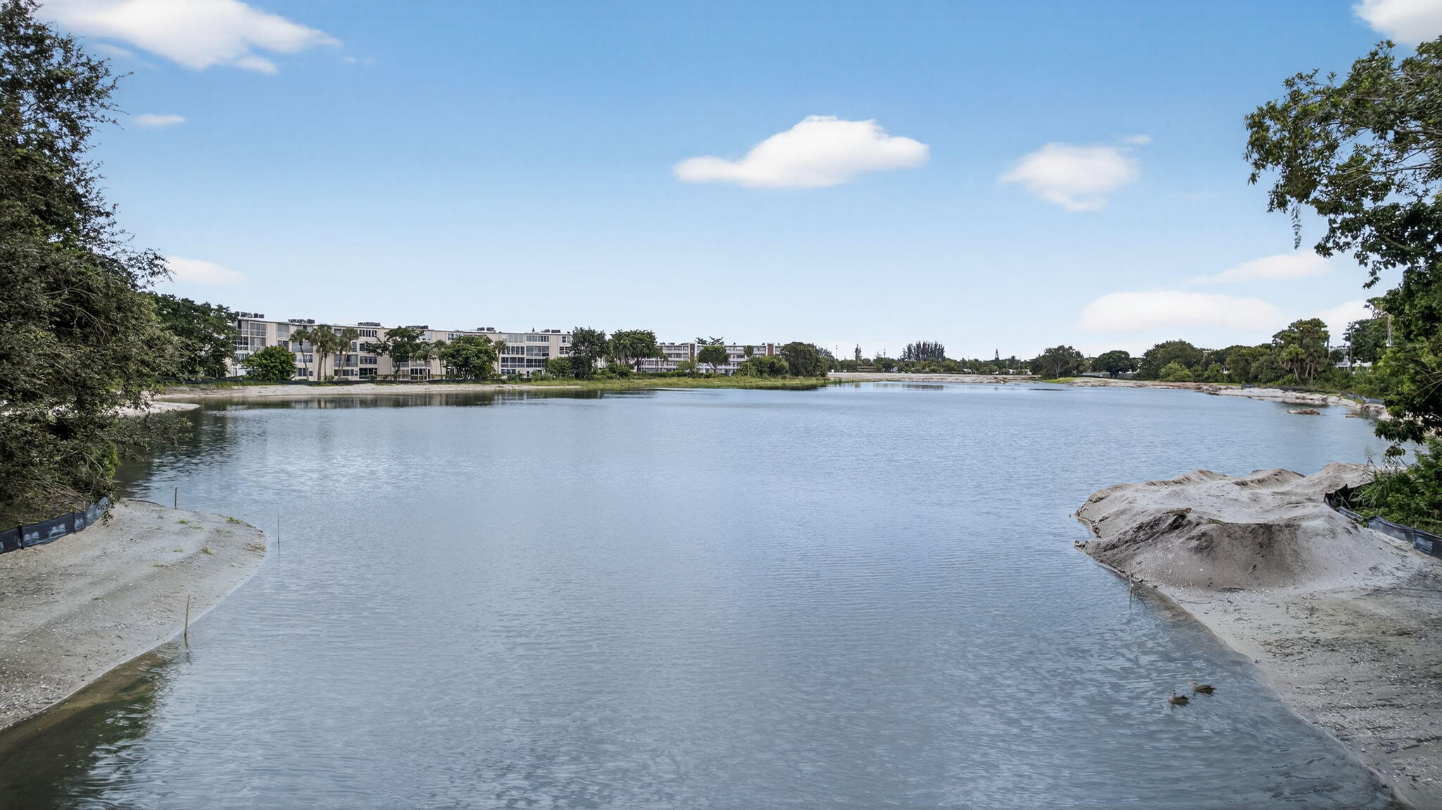 SOUTHAMPTON CONDO - Residential