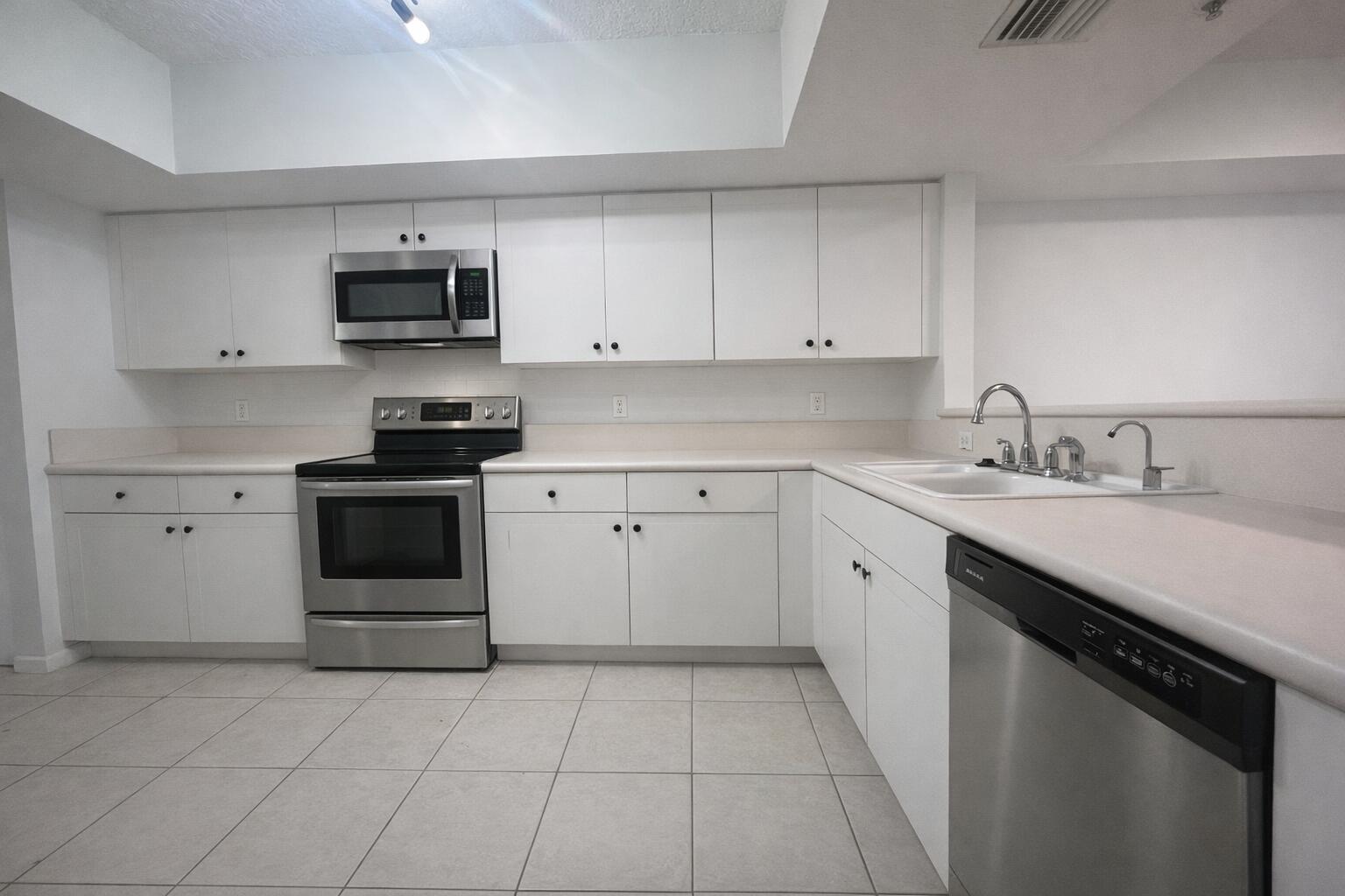 TARA II CONDO - Residential Lease