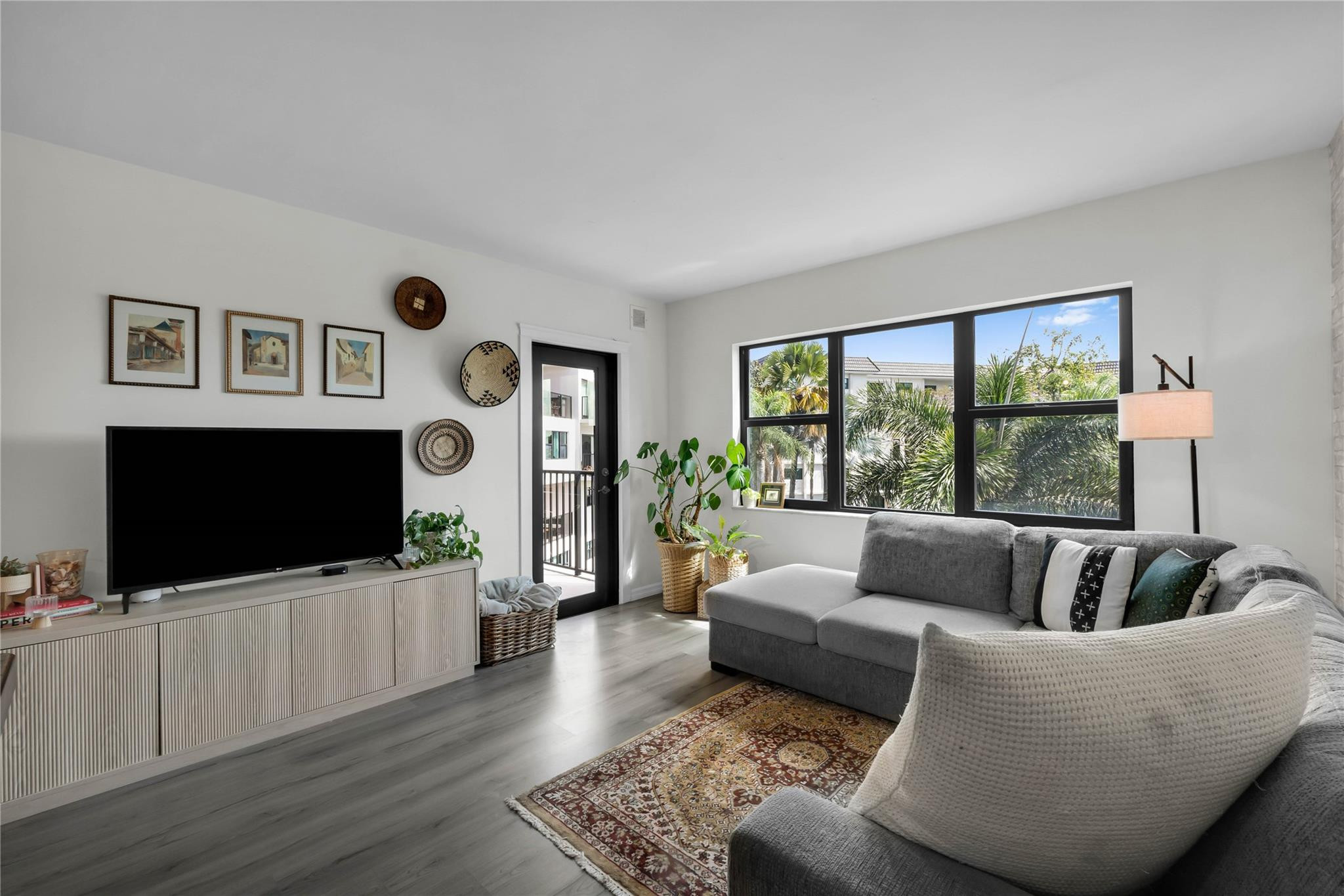 River Reach Condominium - Residential