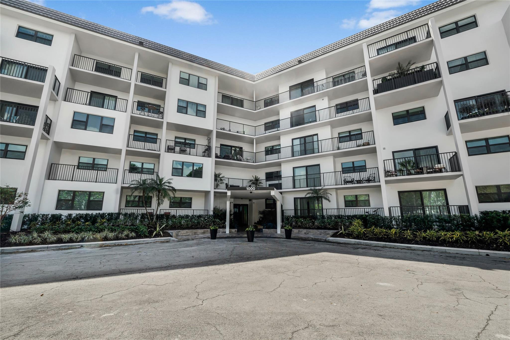River Reach Condominium - Residential