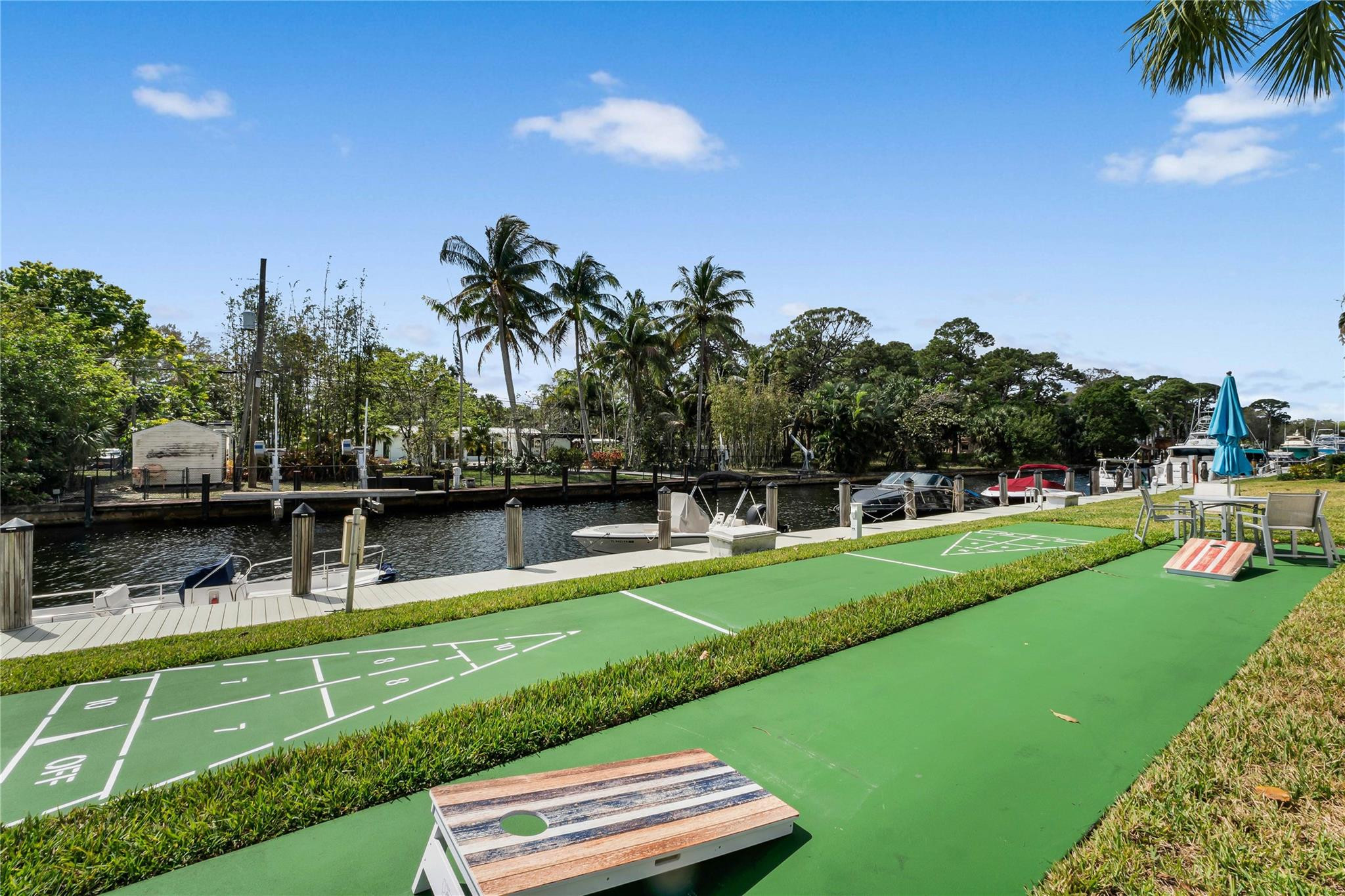 River Reach Condominium - Residential