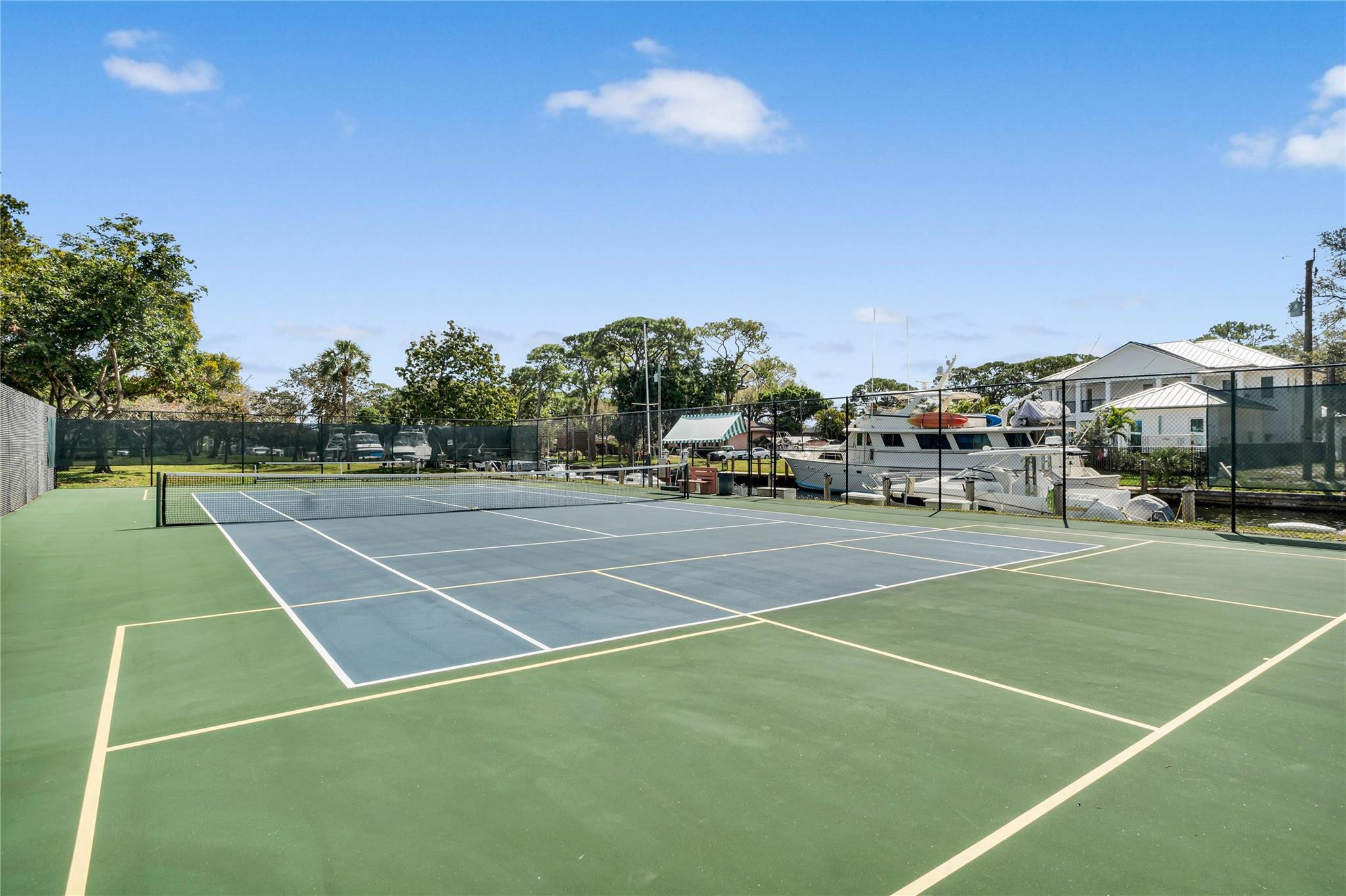 River Reach Condominium - Residential