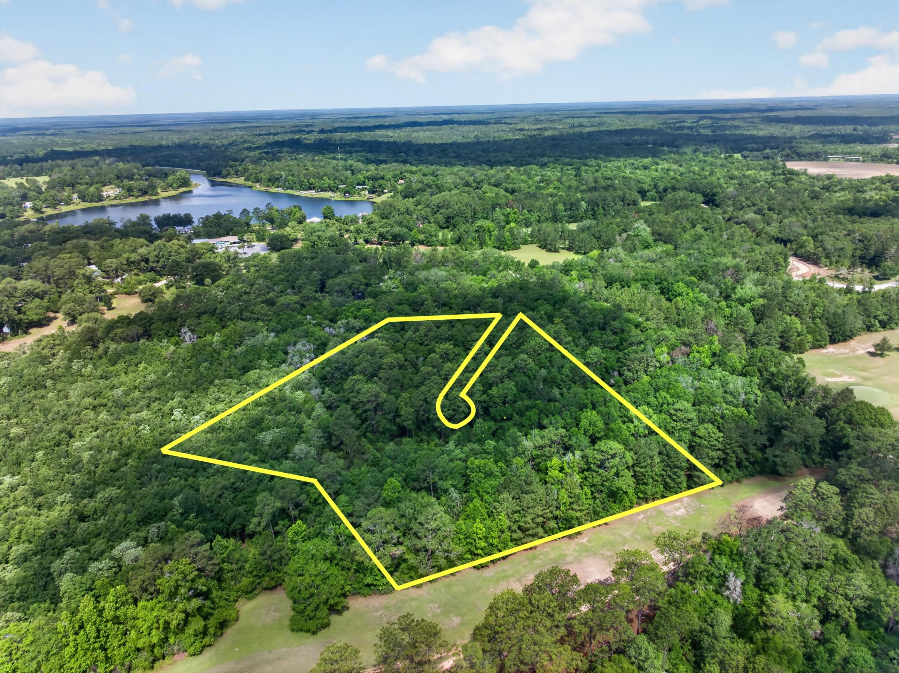 Photo 1 of 15 — 2744-2748 Little John Lane, Bonifay, FL 32425