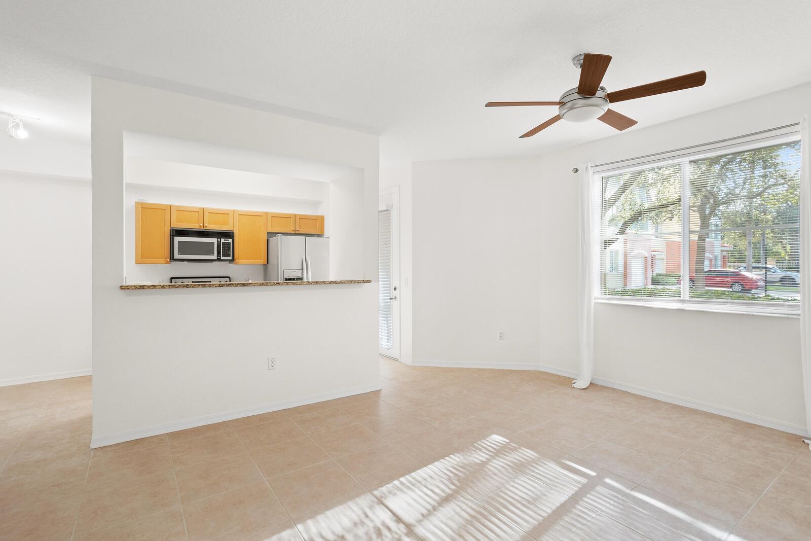 RESIDENCES AT LEGACY PLAC - Residential Lease