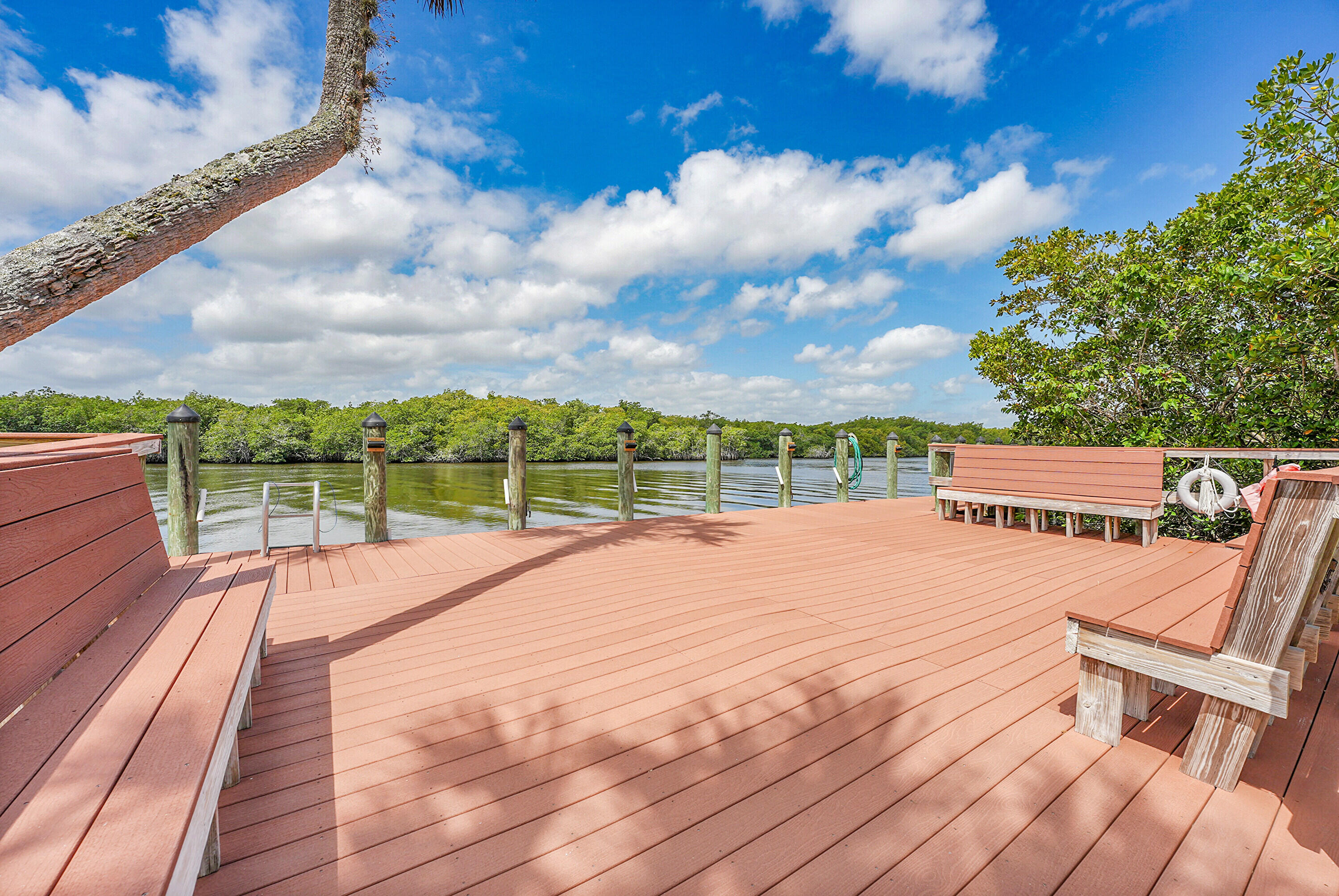 SOUTH RIVER - Residential