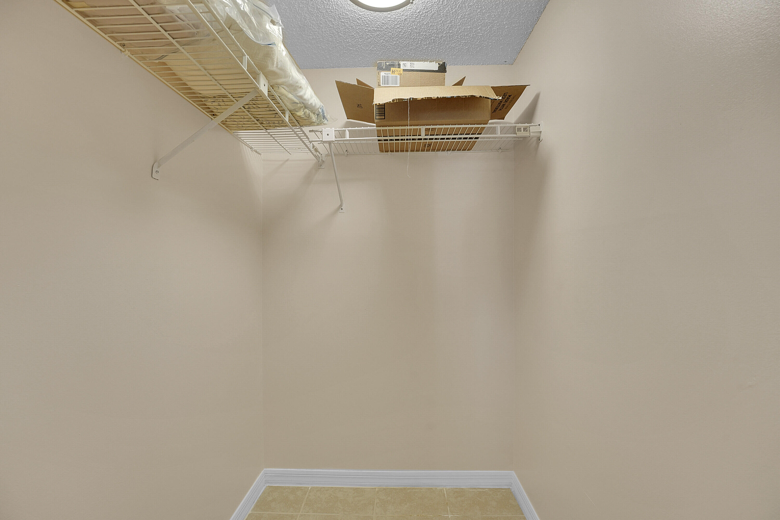 SOUTH RIVER - Residential