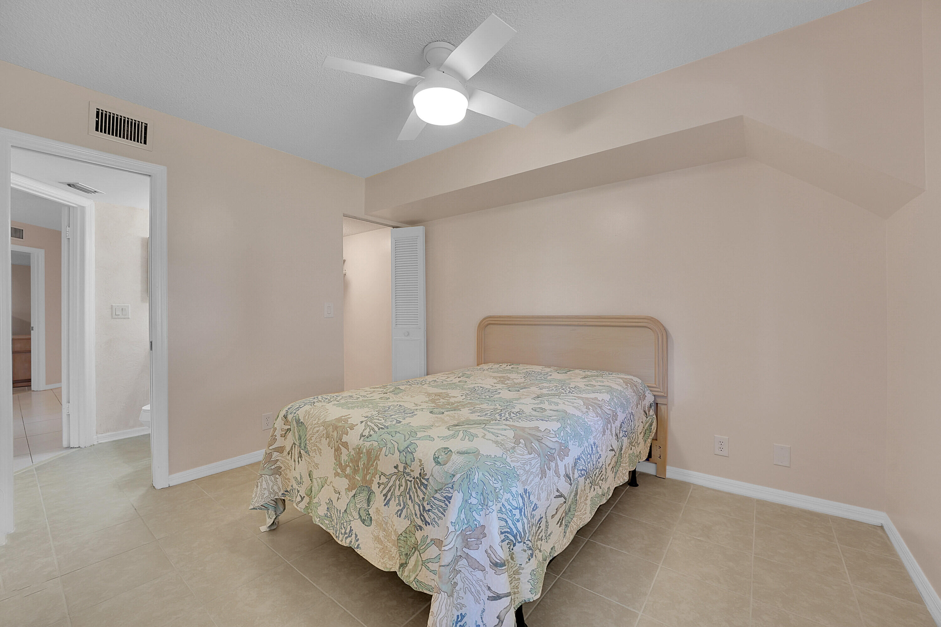 SOUTH RIVER - Residential