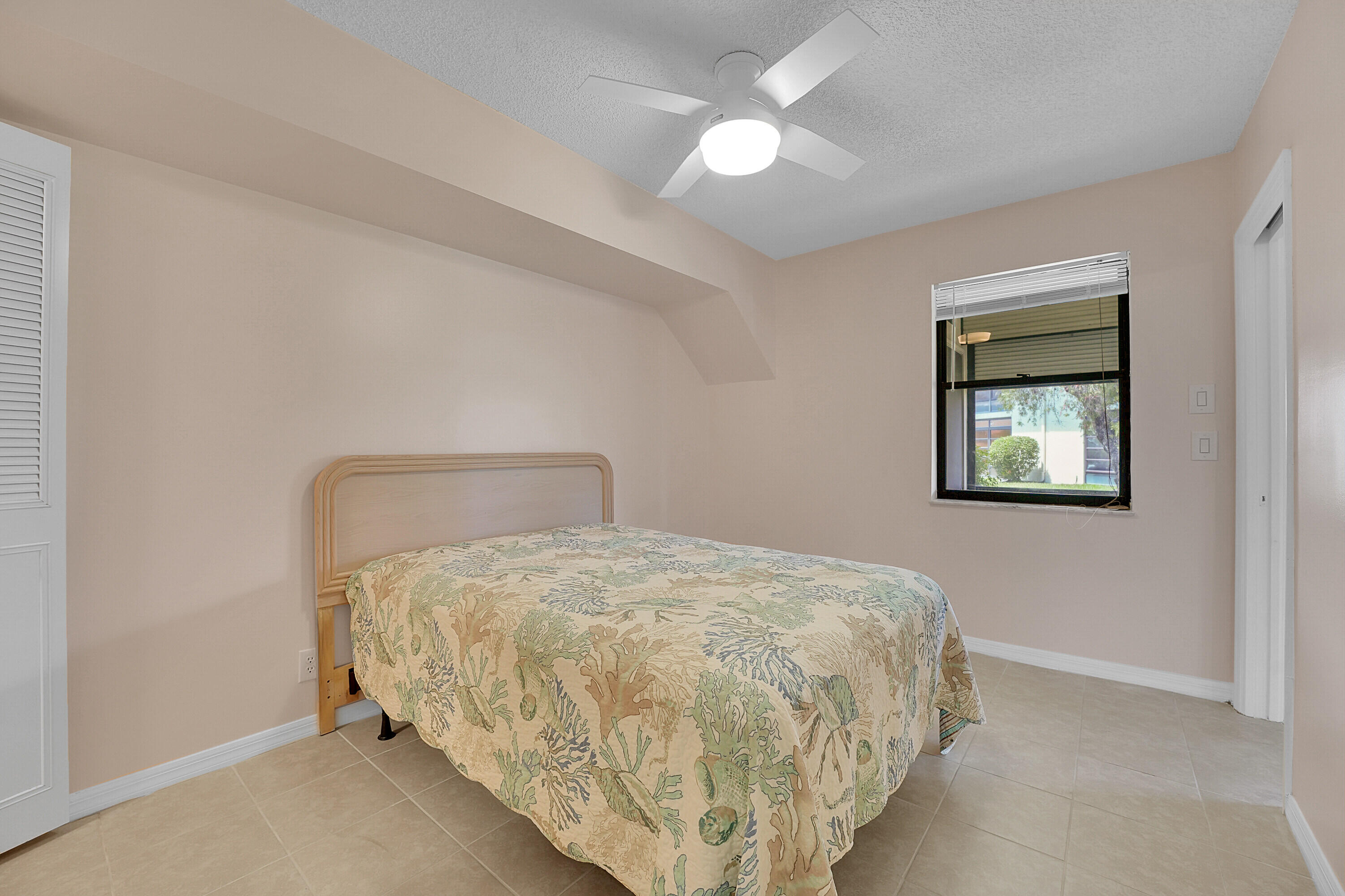 SOUTH RIVER - Residential