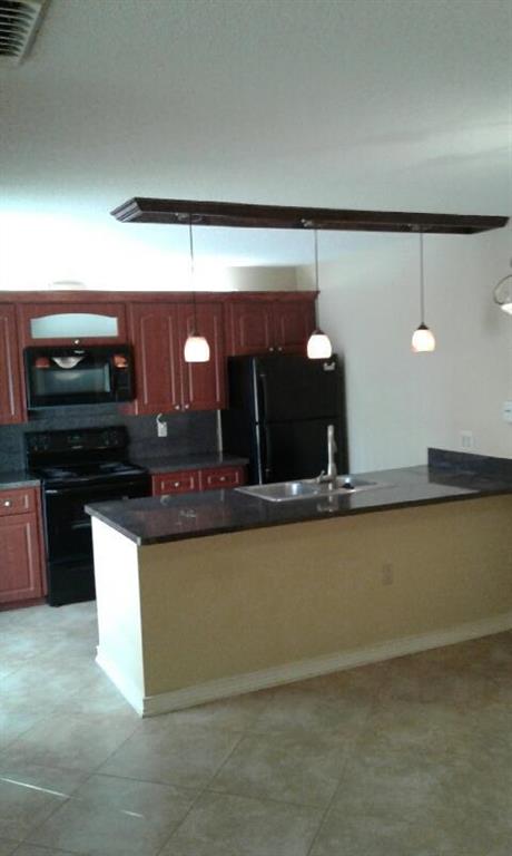 VILLAGE OF SANDALWOOD LAKES SOUTH - Residential Lease