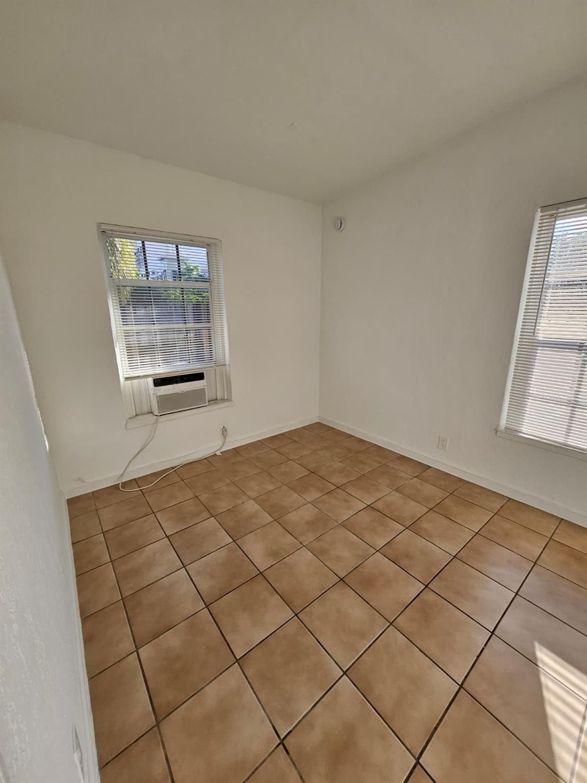 Michael's Courtyard - Residential Lease