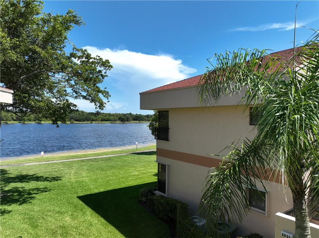 APPLEWOOD VILLAGE II - Residential