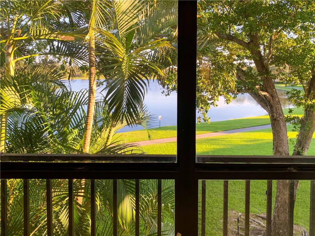 APPLEWOOD VILLAGE II - Residential