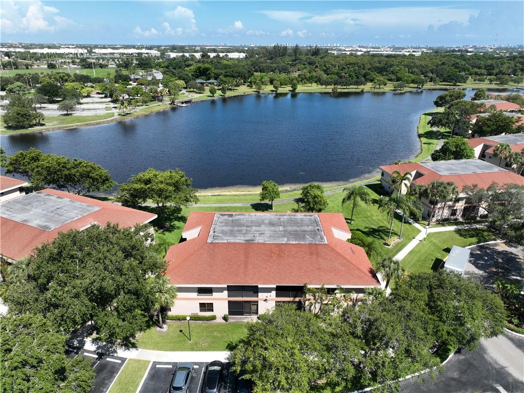 APPLEWOOD VILLAGE II - Residential