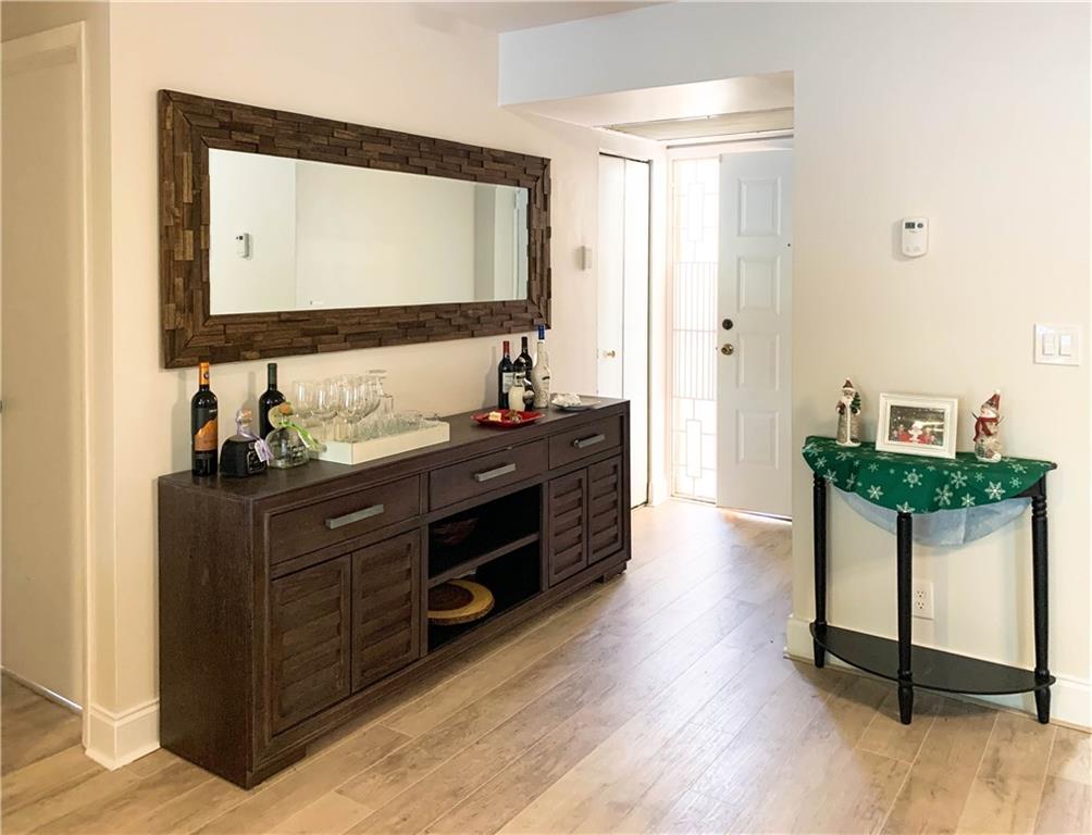 APPLEWOOD VILLAGE II - Residential