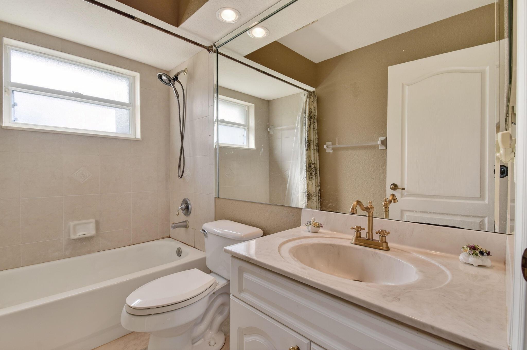 ESTATES OF ROYAL PALM BEA - Residential