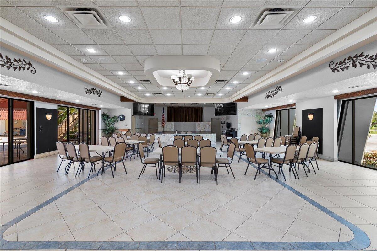 COVERED BRIDGE CONDO - Residential