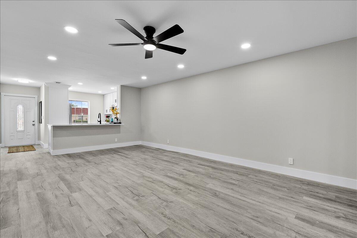 COVERED BRIDGE CONDO - Residential